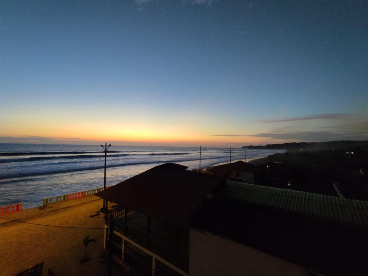 Hostal Mirada Al Mar Las Tunas Ngoại thất bức ảnh