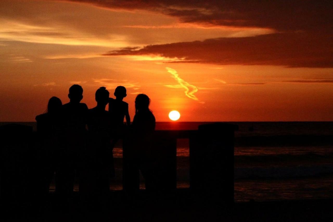Hostal Mirada Al Mar Las Tunas Ngoại thất bức ảnh